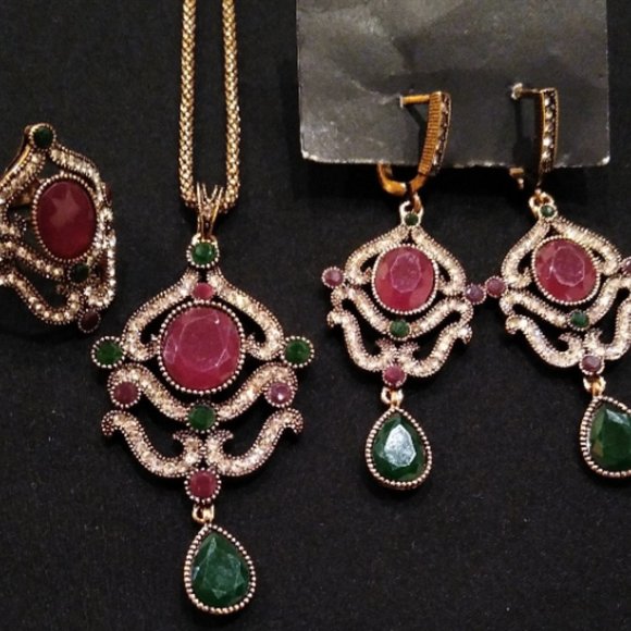 Turkish Jewelry Set - Picture 4 of 6